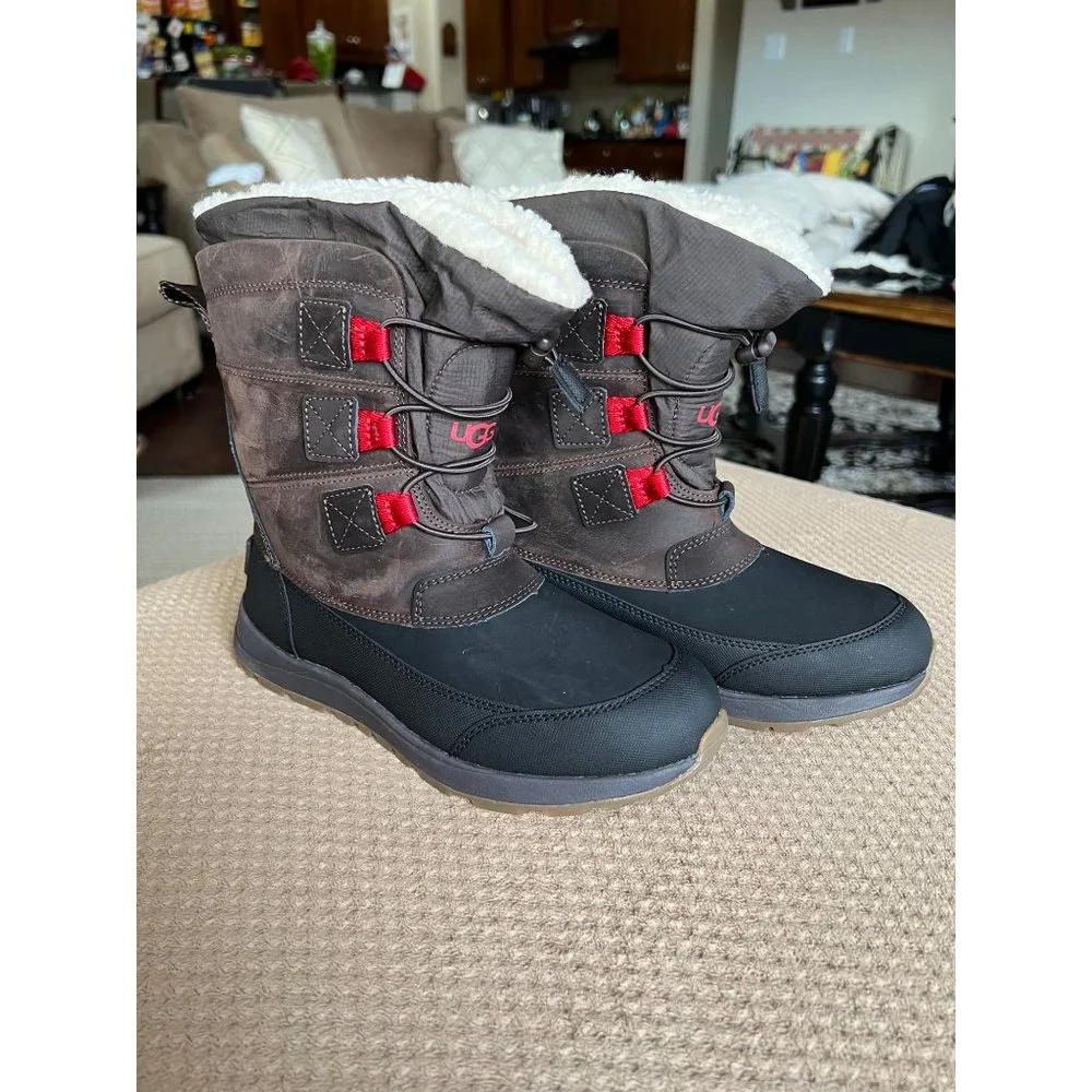Ugg Unisex Kids‎ Bellemore All Weather Boot - NWOT